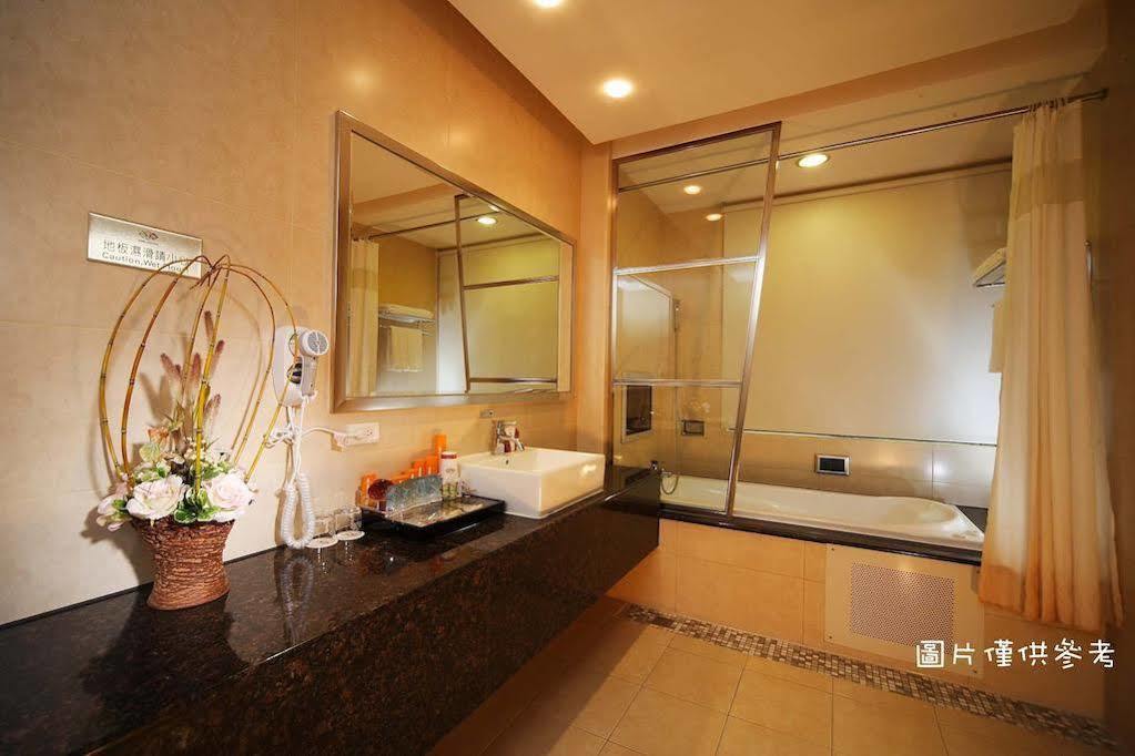 גאושיונג R7 Hotel מראה חיצוני תמונה